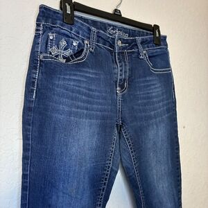 Love Indigo Premium Women's Size 10 Embellished Cropped Capris Denim Dark Wash